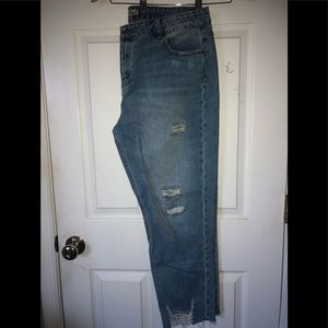 **BRAND NEW** Distressed Boyfriend Jeans